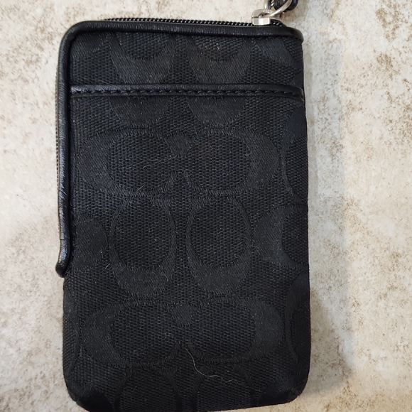 Coach Black Wristlet Phone Case - Picture 2 of 3